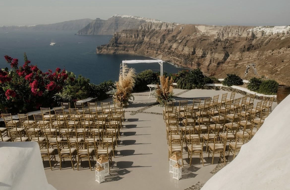 VENETSANOS  WINERY - view 2