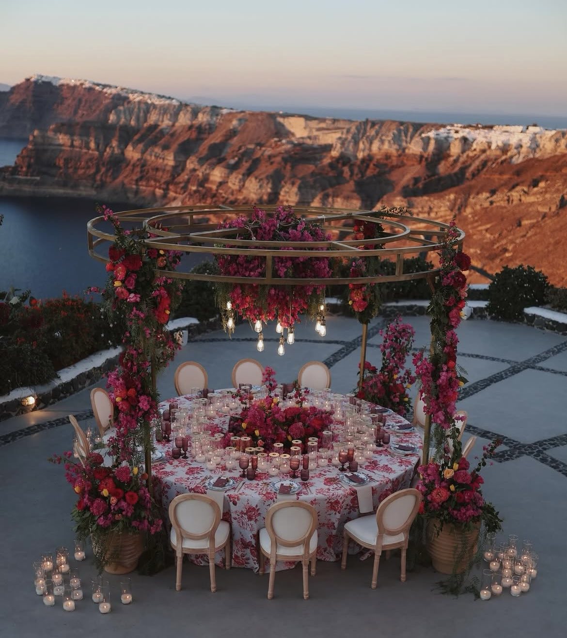 VENETSANOS  WINERY - view 4