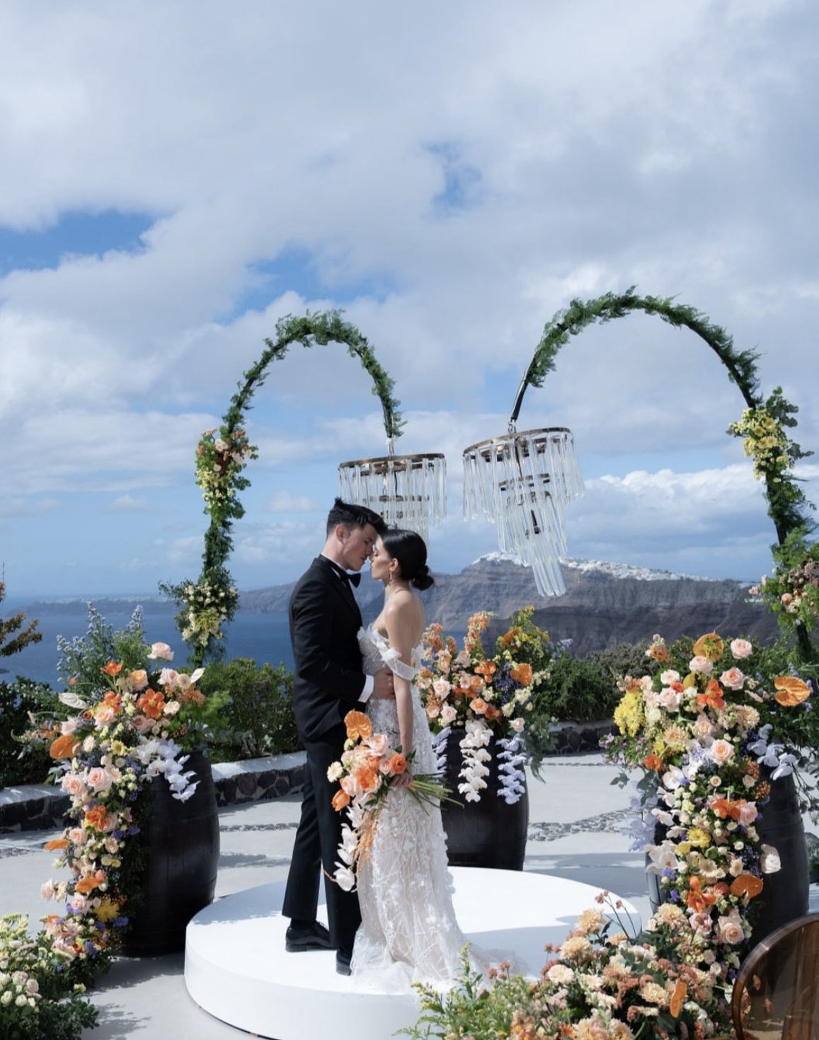 VENETSANOS  WINERY - view 3