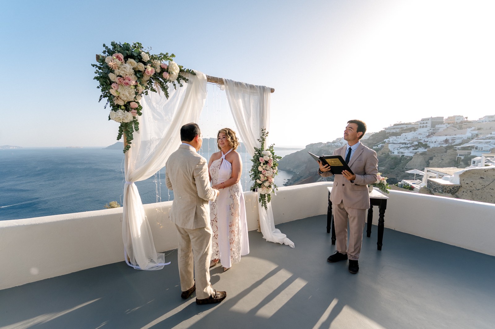 CANAVES OIA - view 2